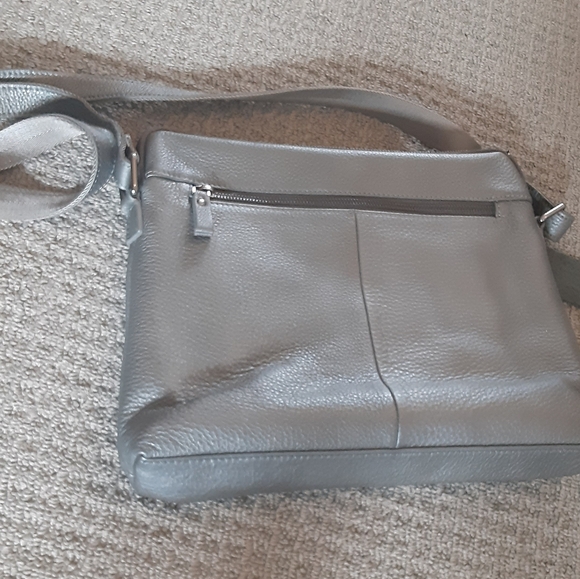 Grey Danier Genuine Leather Crossbody Purse - Picture 2 of 8